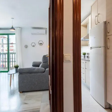 Rosaleda Center Apartman *